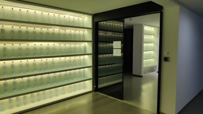 Hochgeschwindigkeits-Automatik 3 in 1 Gasgetränk Kohlensäurehaltiges Getränk Füllmaschine Ausrüstung Glasflasche CSD-Anlage 4